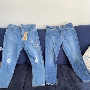 Two pairs of women’s Levi’s Wedgie Skinny Jean size 30 waist.